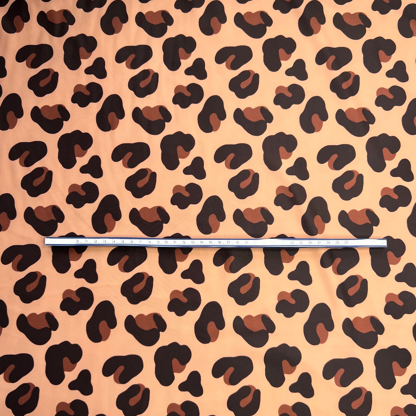 Tela para baño, lycra para baño, tela para trajes de baño. Lycra con estampado de leopardo marrón. Traje de baño con elasticidad en 4 direcciones. IDelx19