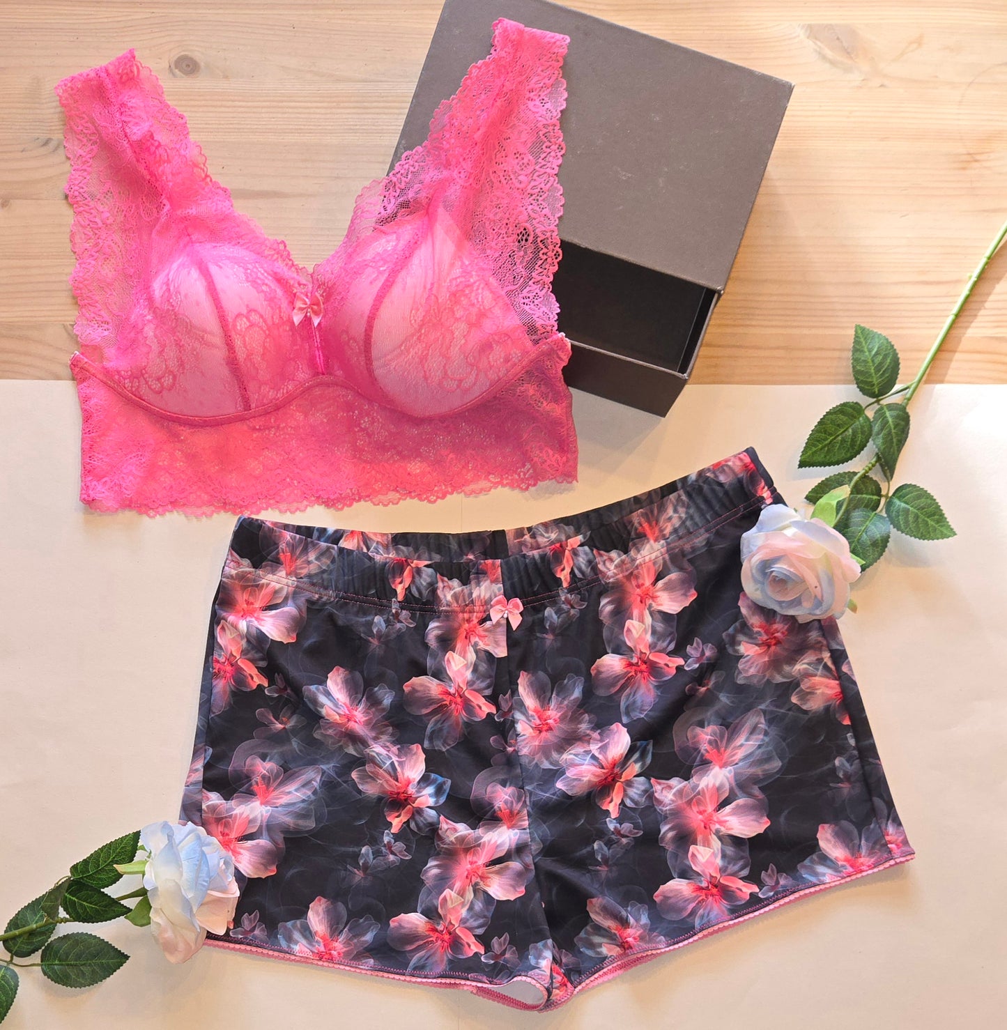 Bralette Eloise sewing pattern in PDF, German / German. E-book with sewing instructions and patterns for sewing yourself IDsmx3