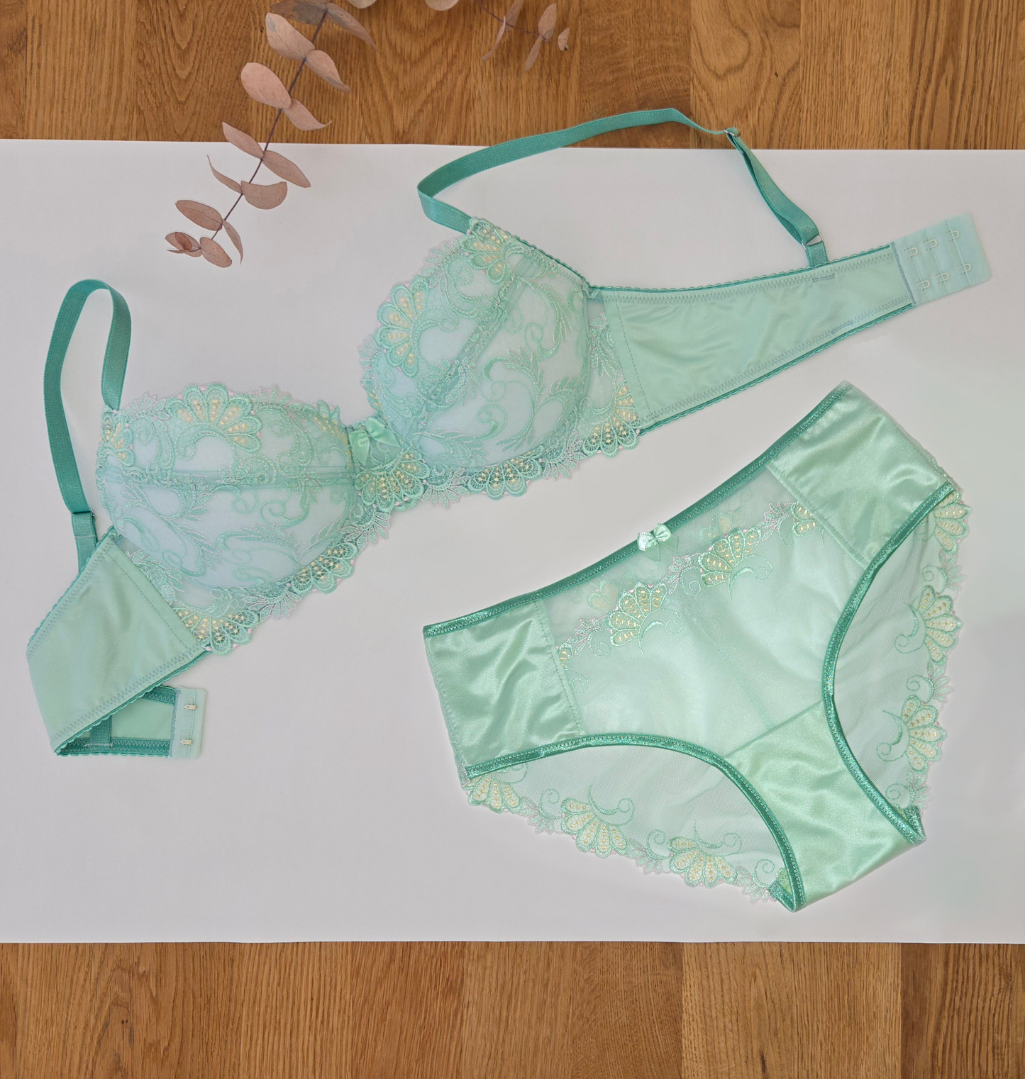 20 mm BH-band in lichtgroen. 1 meter. Metergoed. IDtrx20