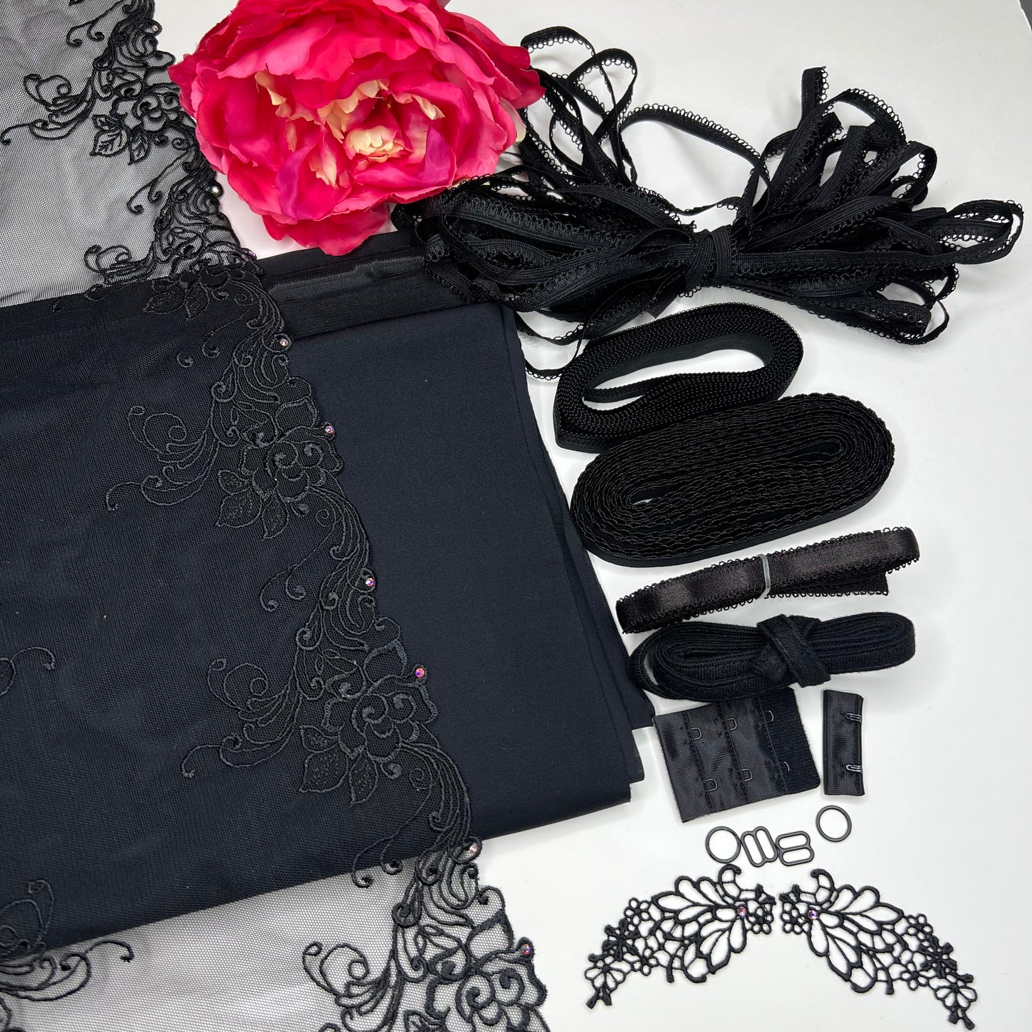 Speciale Capodanno. Grande set da cucito per 2 reggiseni e slip o pacchetto da cucito con pizzo, microfibra e Powernet in nero. IDnsx1