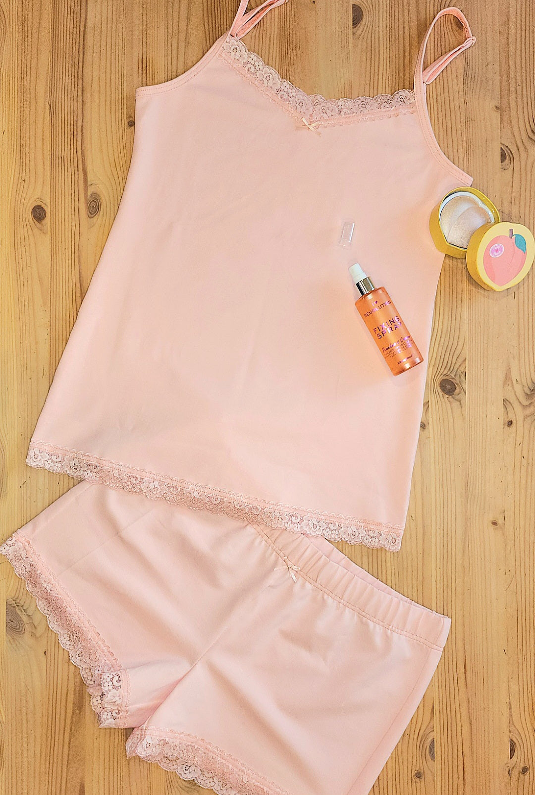 Patron Lana - Débardeur à bretelles, maillot de corps, débardeur à fines bretelles. 3 variantes. Langue allemand / German. En PDF. IDsmx3