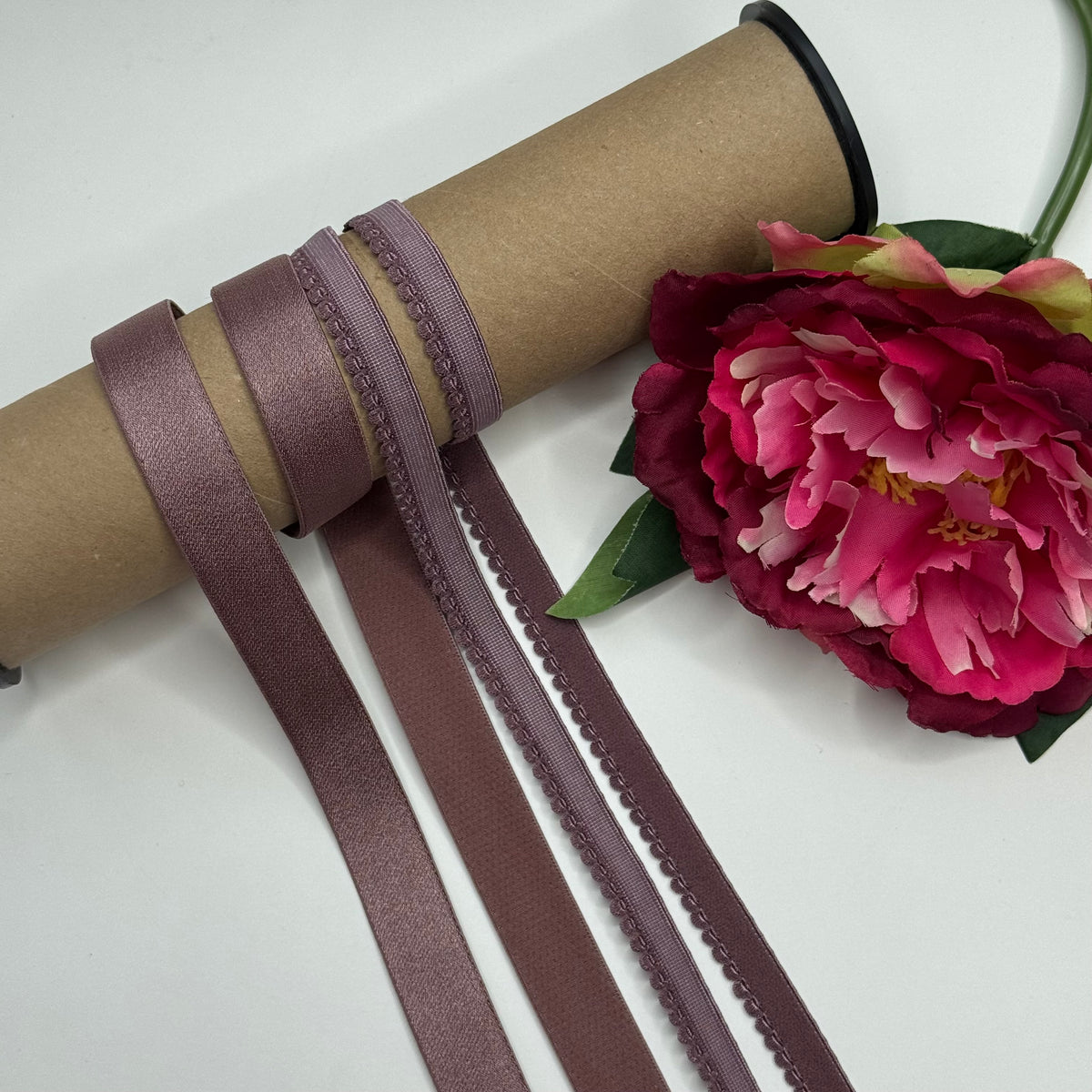 18 mm Trägergummi und 11 mm Zierlitze in Coffee Rose