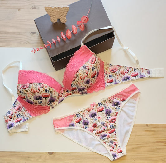 Ultimo: set da cucito grande per 2 reggiseni e mutandine o pacchetto da cucito<tc>Pizzo</tc> , microfibra e Powernet. IDnsx1