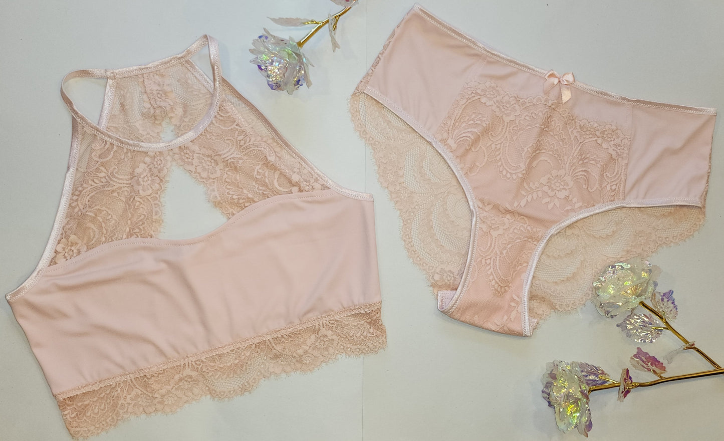 Kit de couture pour HolterBra Lea avec microfibre et<tc>Dentelle</tc> en rose pêche. IDdiyklx5