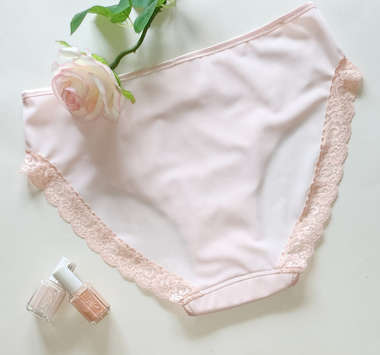 Paquet de couture pour slip Johanna écru-rose