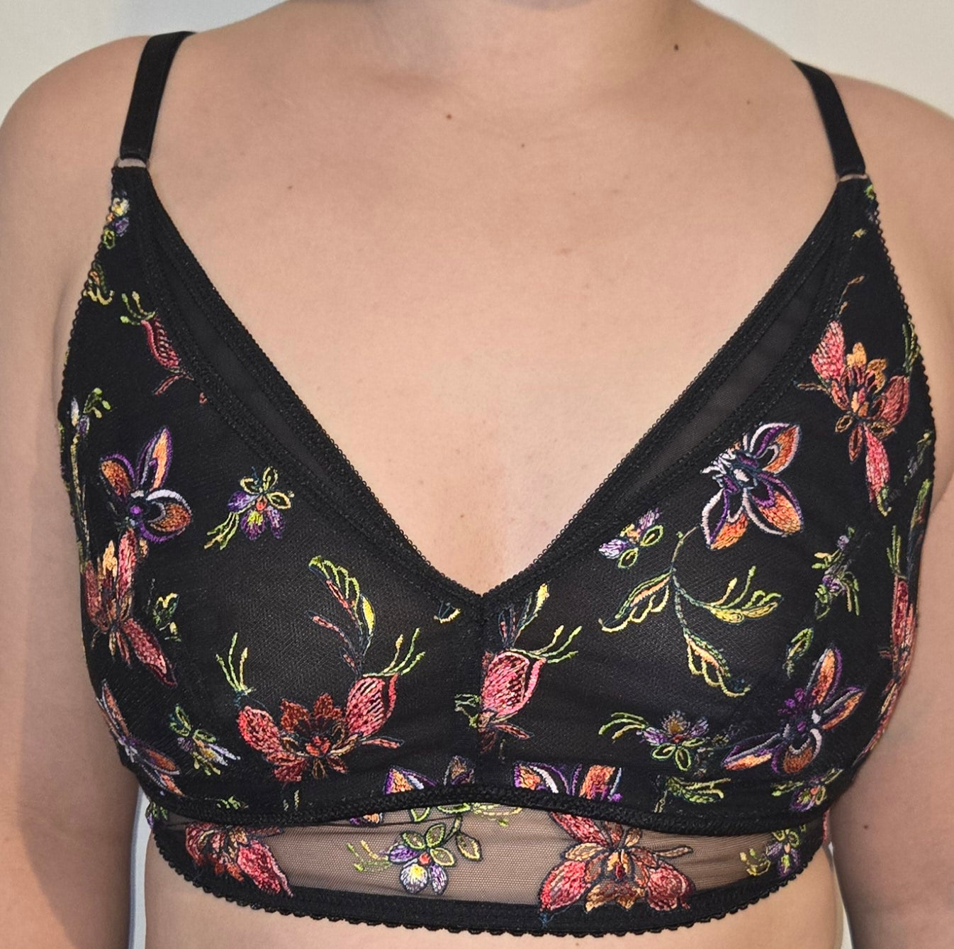 Complemento de look de capa larga para bralette y camiseta de sujetador Vanessa en PDF, alemán / alemán. E-book con descripción con cambios en las piezas del patrón e instrucciones de costura para coser tú mismo IDsmx3