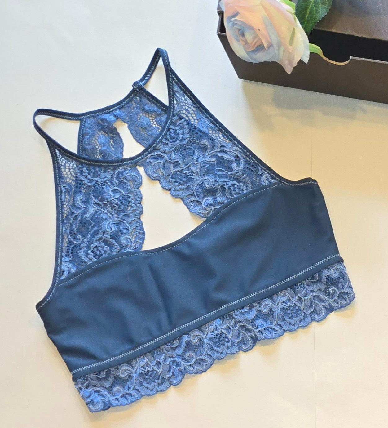 elastic <tc>lace</tc> French blue, price per 1/2 meter. November. IDsx4