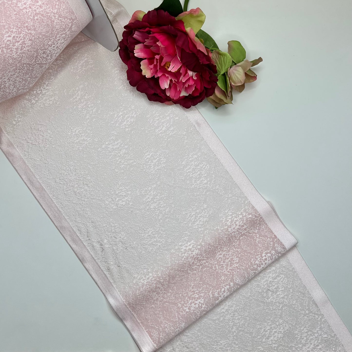 Breite elastische Spitze in pastel pink, Preis per 1/2 Meter