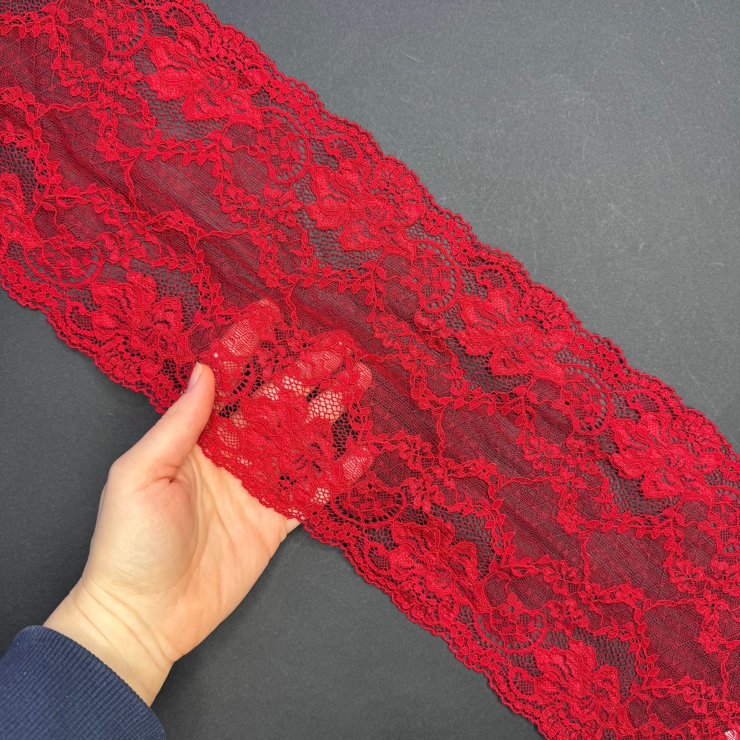 Encaje elástico rojo oscuro – 16 cm de ancho, precio por ½ metro