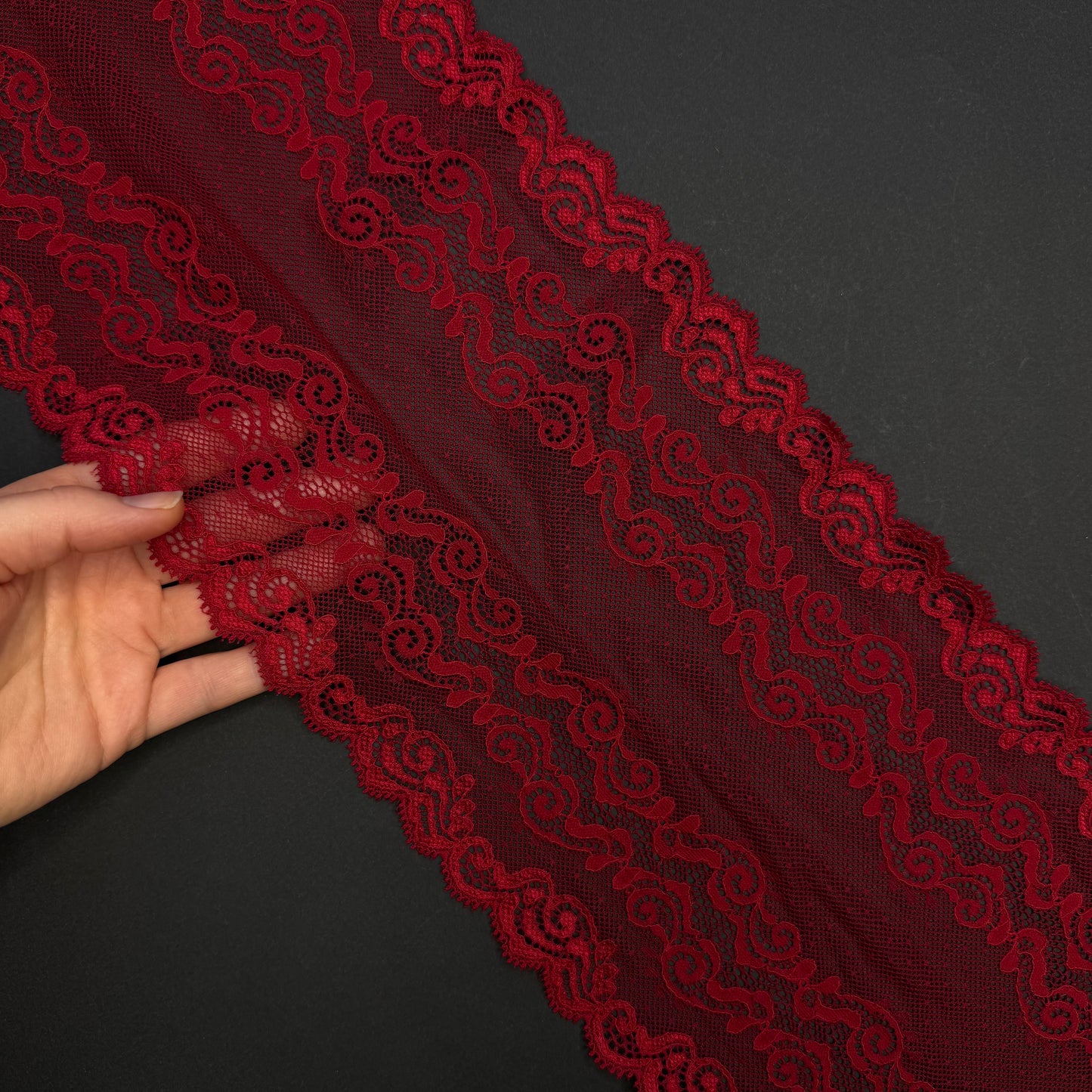 Encaje elástico rojo oscuro – 17,5 cm de ancho, precio por ½ metro