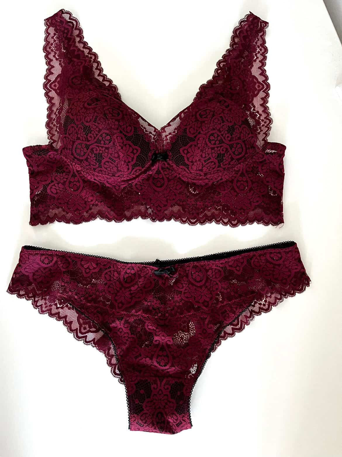 Bralette Eloise | Schnittmuster PDF Deutsch | Bügelloser Bralette mit Cups | Gr. 70A–95B