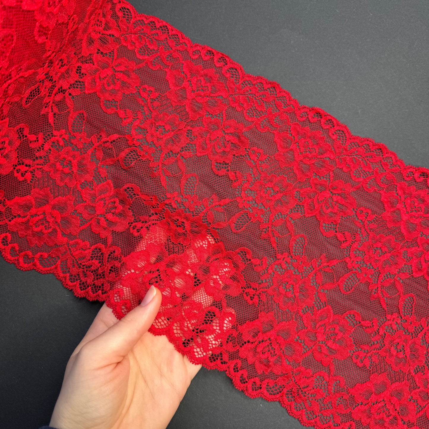Pizzo elastico largo rosso-rosso scuro – motivo floreale, largo 22 cm