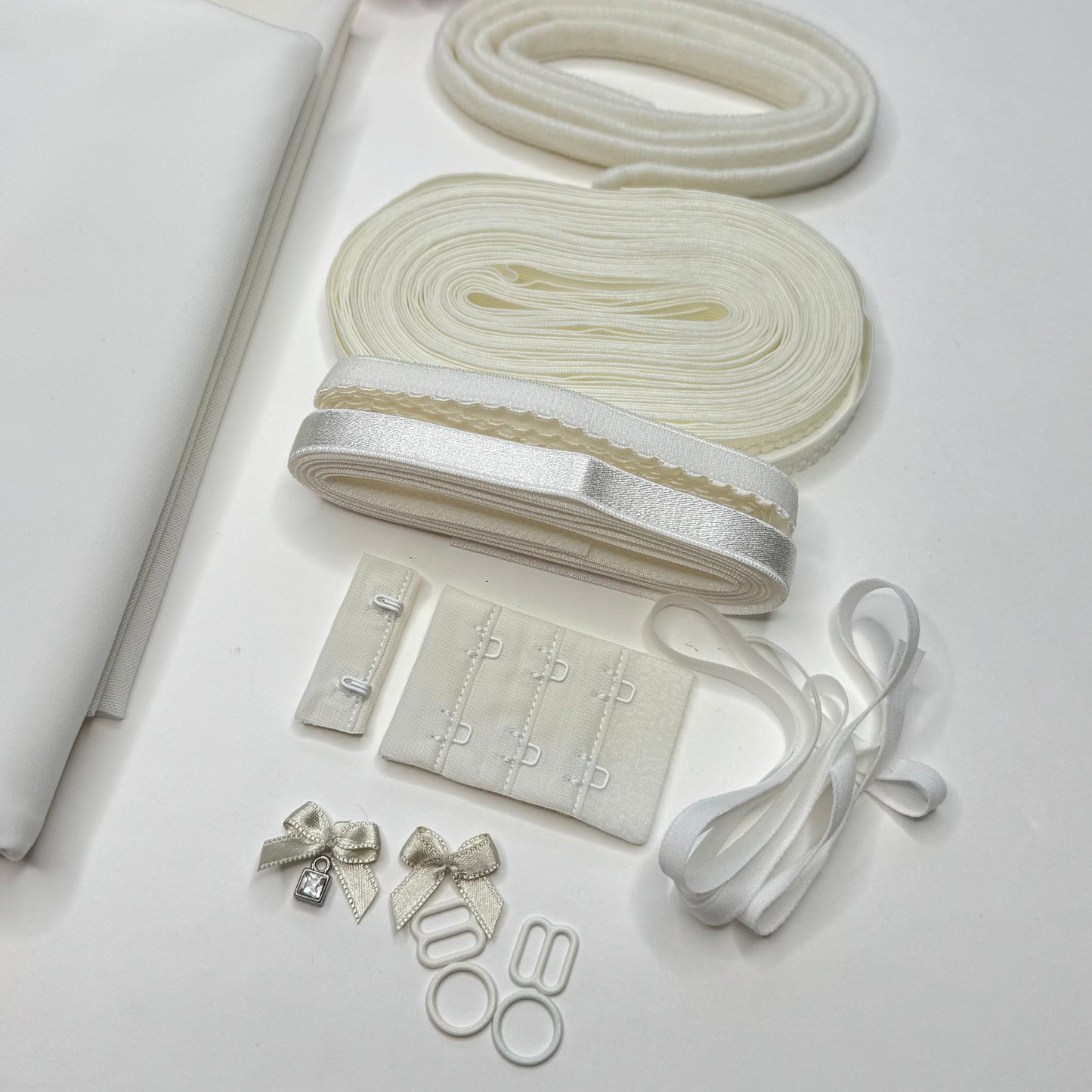 Dessous Nähset BH & Slip | Elastische Spitze, Mikrofaser, Powernet | Kit S-M & L-XL