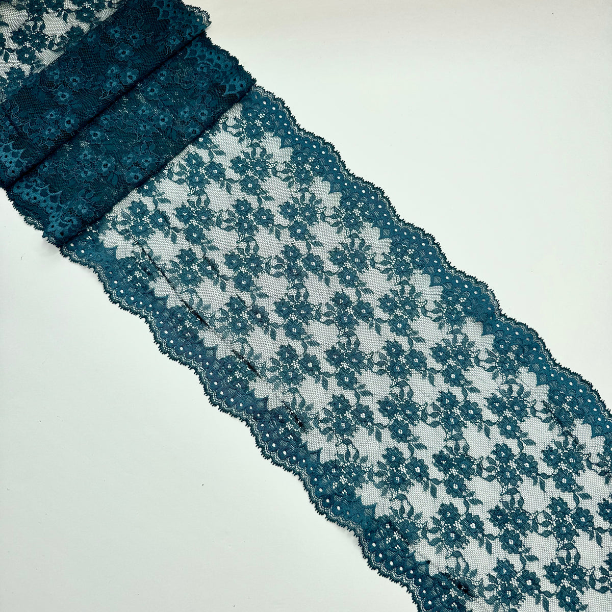 Breite elastische Spitze in Petrol – Muted Teal, 23 cm, Meterware