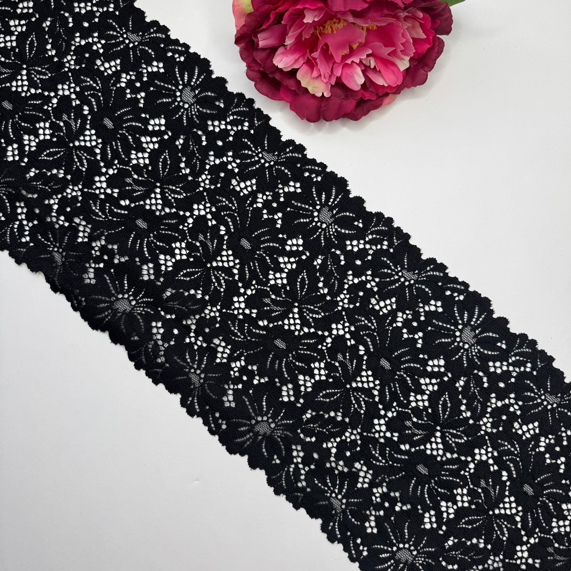 Breite elastische Spitze schwarz – Spitzenband & Spitzenborte, 19,7 cm, Meterware