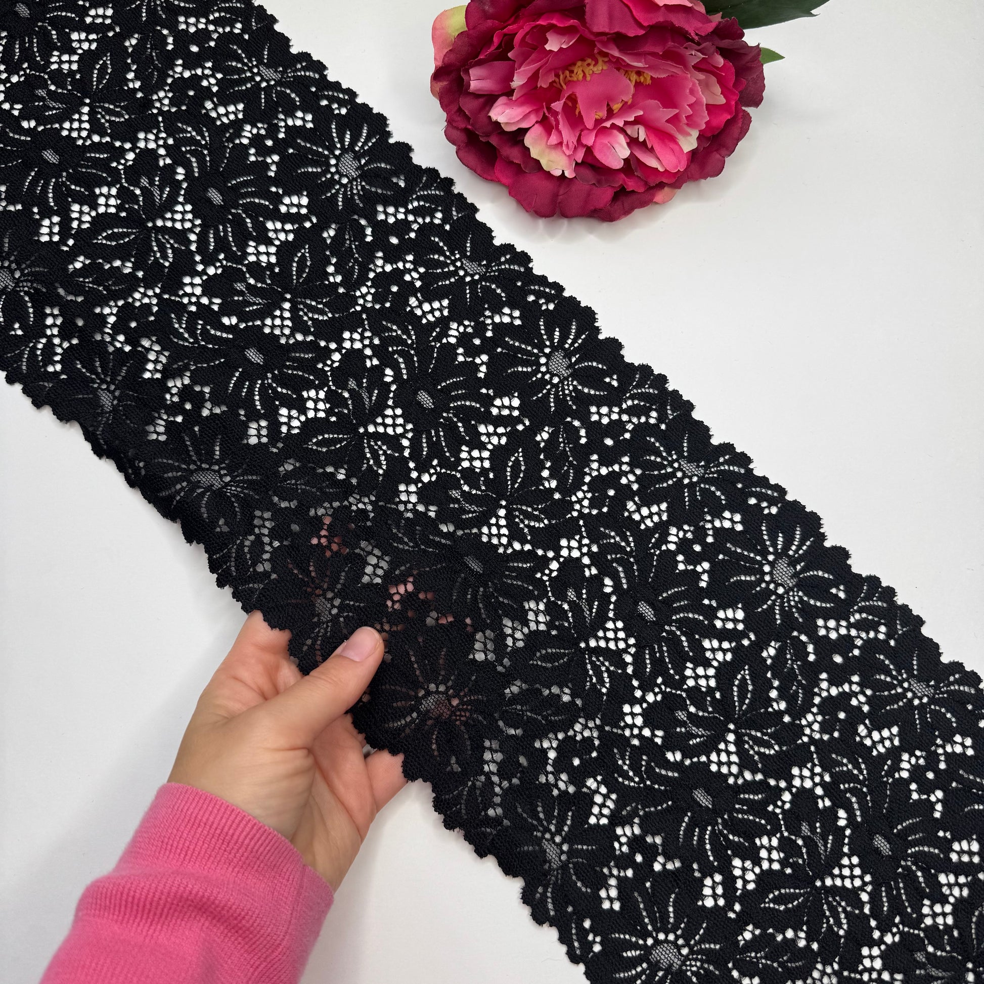 Breite elastische Spitze schwarz – Spitzenband & Spitzenborte, 19,7 cm, Meterware
