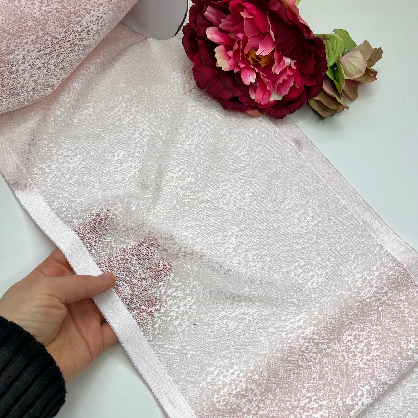 Breite elastische Spitze in pastel pink, Preis per 1/2 Meter