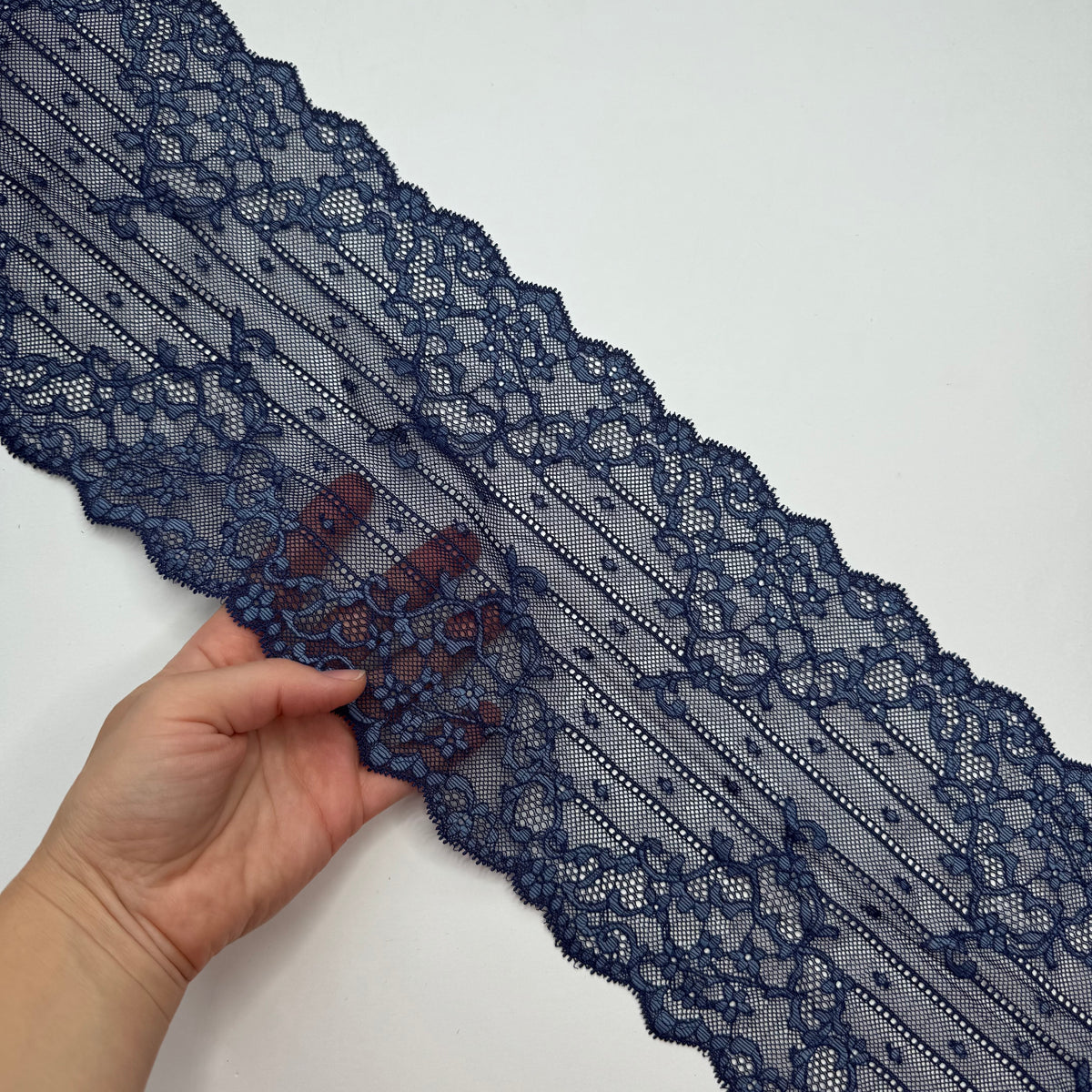 Elastische Spitze Midnight Blue / Saphirblau