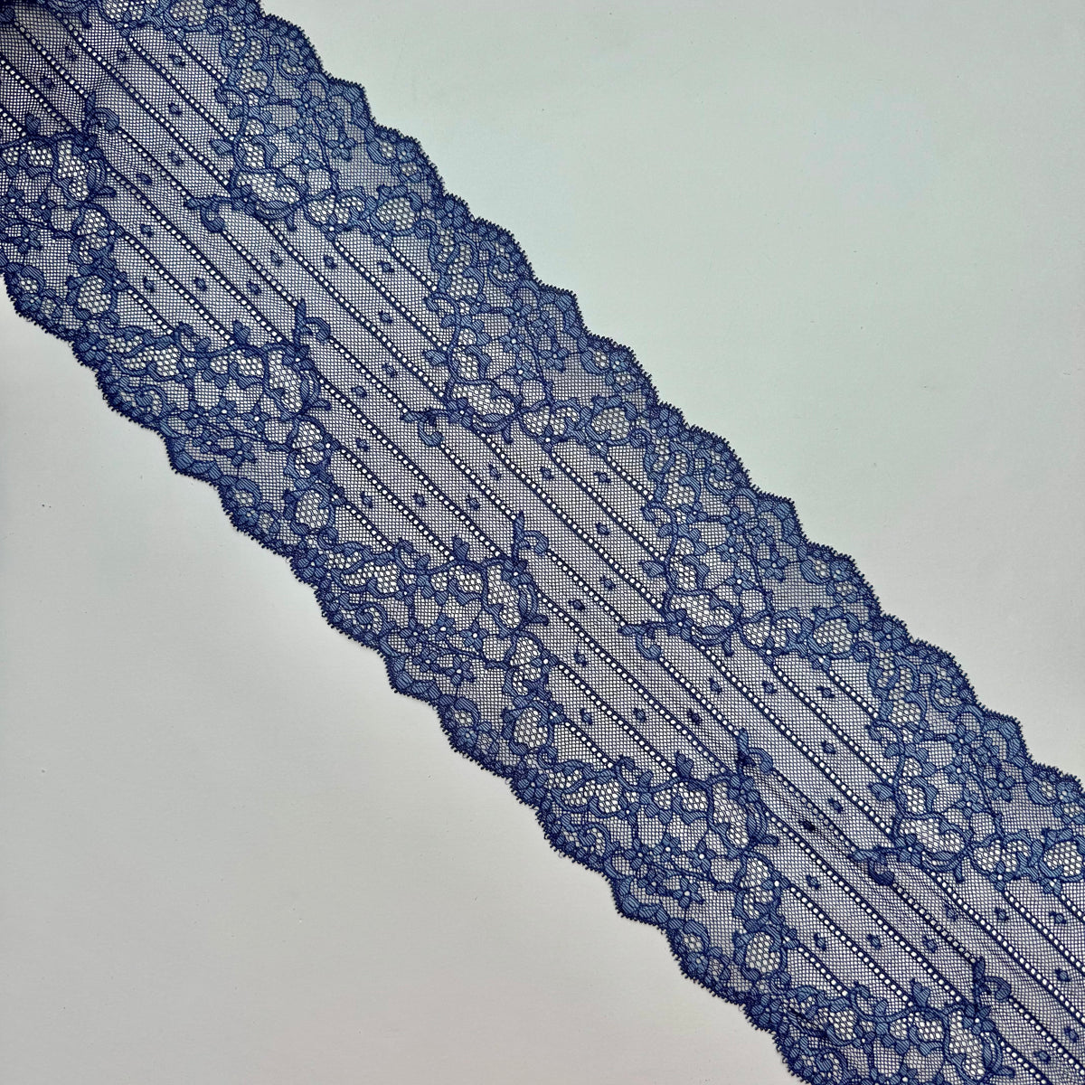 Elastische Spitze Midnight Blue / Saphirblau, 16 cm, Meterware