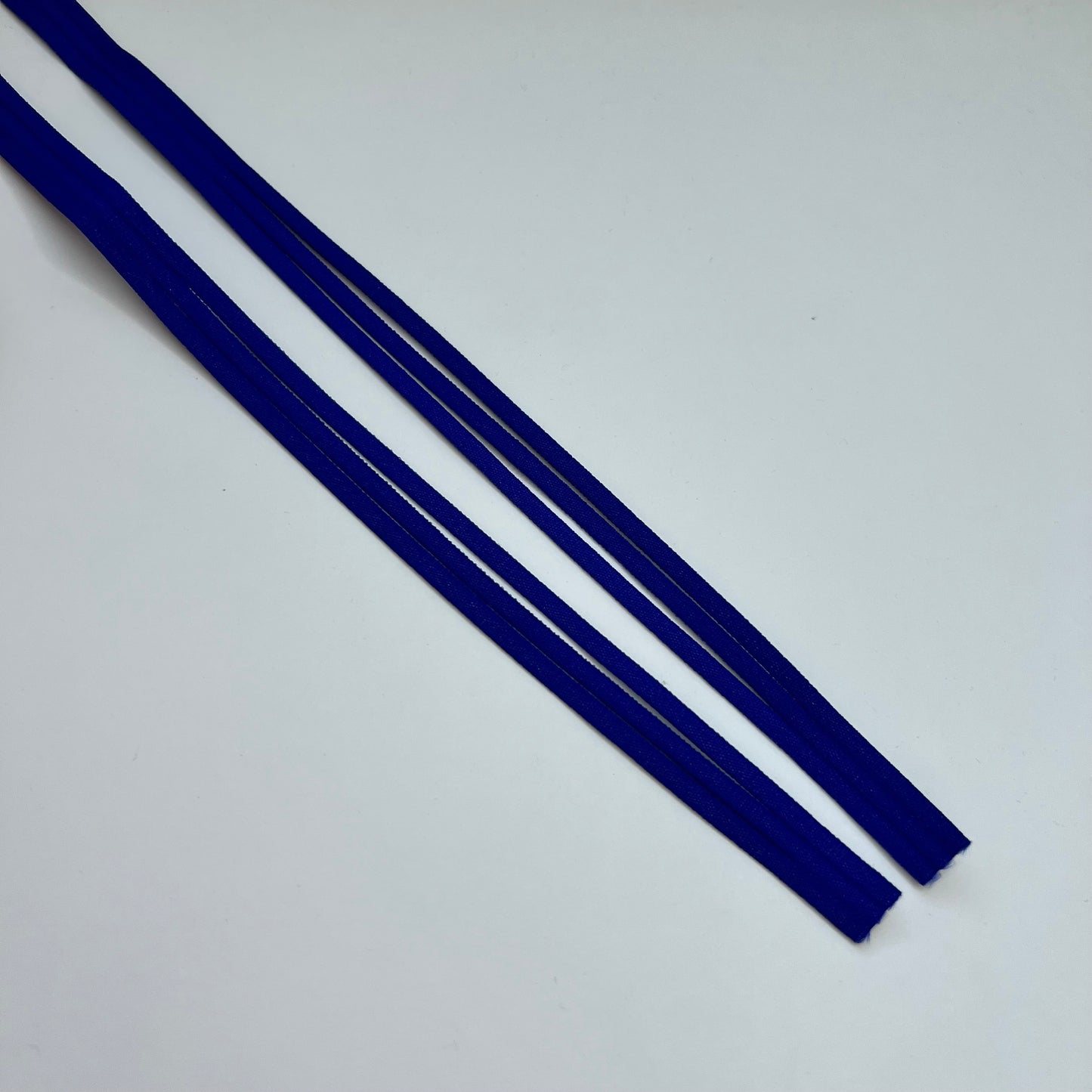 MIX & MATCH, Gummis. 15 mm BH-Trägerband, Unterbrustgummi, Zierlitze in königsblau. Meterware