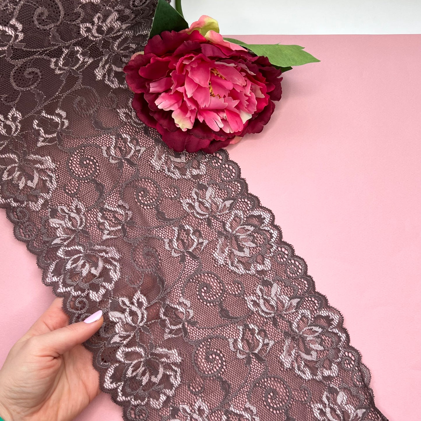 Breite elastische Spitze/ Spitzenband, Spitzenborte in Kaffee-puderrosa, Preis per 1/2 Meter. Meterware IDsx4