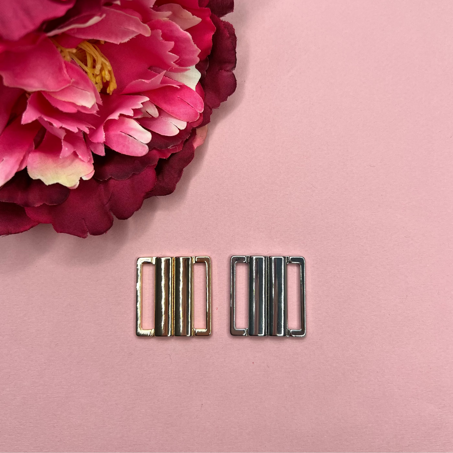 Bikini Verschluss mit Clip. 25-32 mm, Gold und Silber zur Auswahl