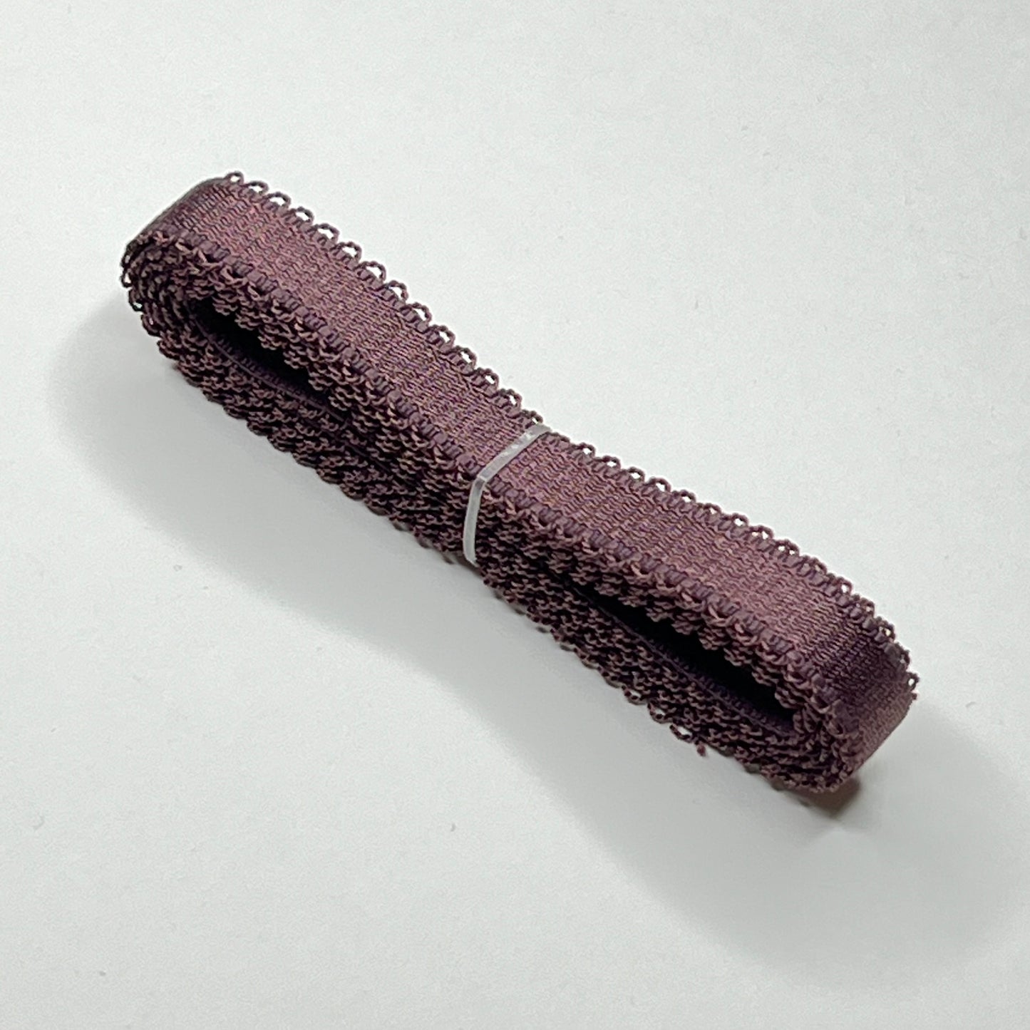 Tirante de sujetador de 10 mm con lazo. Correa elástica de 1 cm o 3/8". beige, azafrán, loto, rosa rubor, flamenco, ciruela, negro, lila, niebla marina. IDtrx20