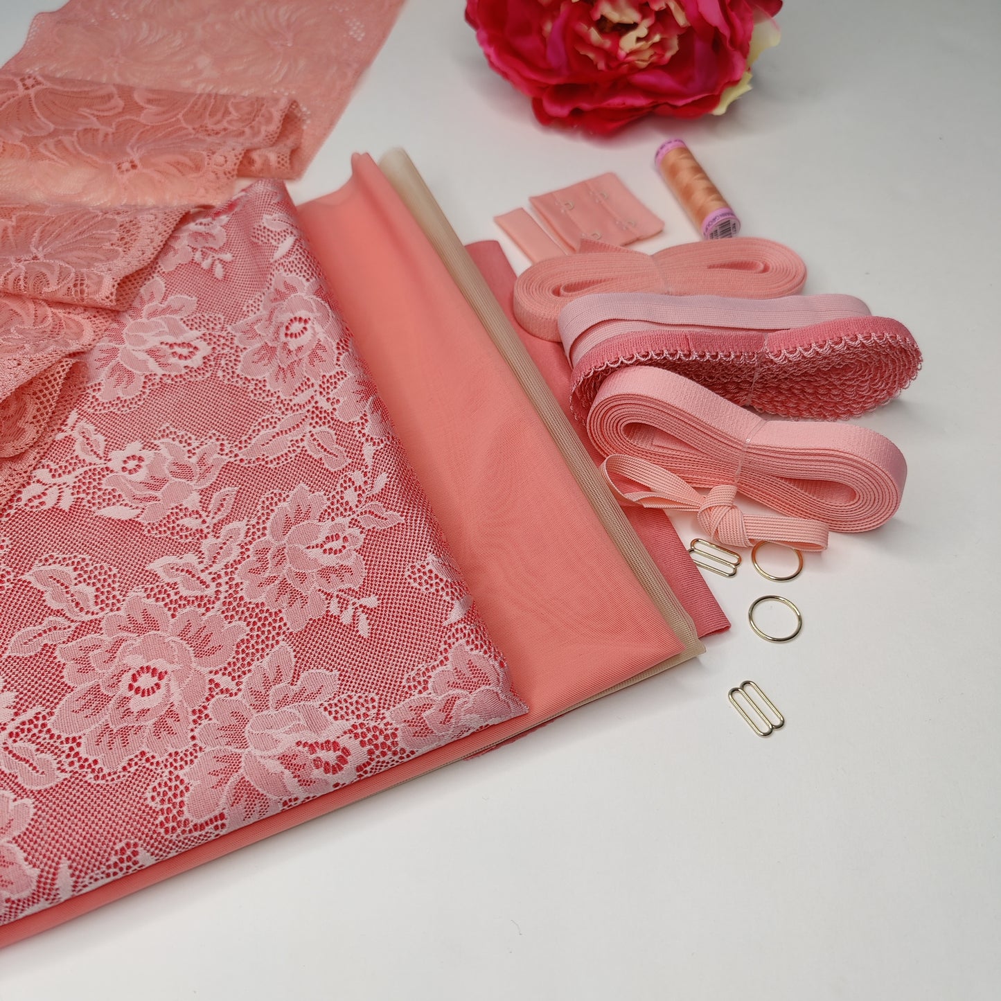 Large sewing set for 2x bras and panties or sewing package with <tc>lace</tc>, powernet and structured fabric in coral IDnsx1