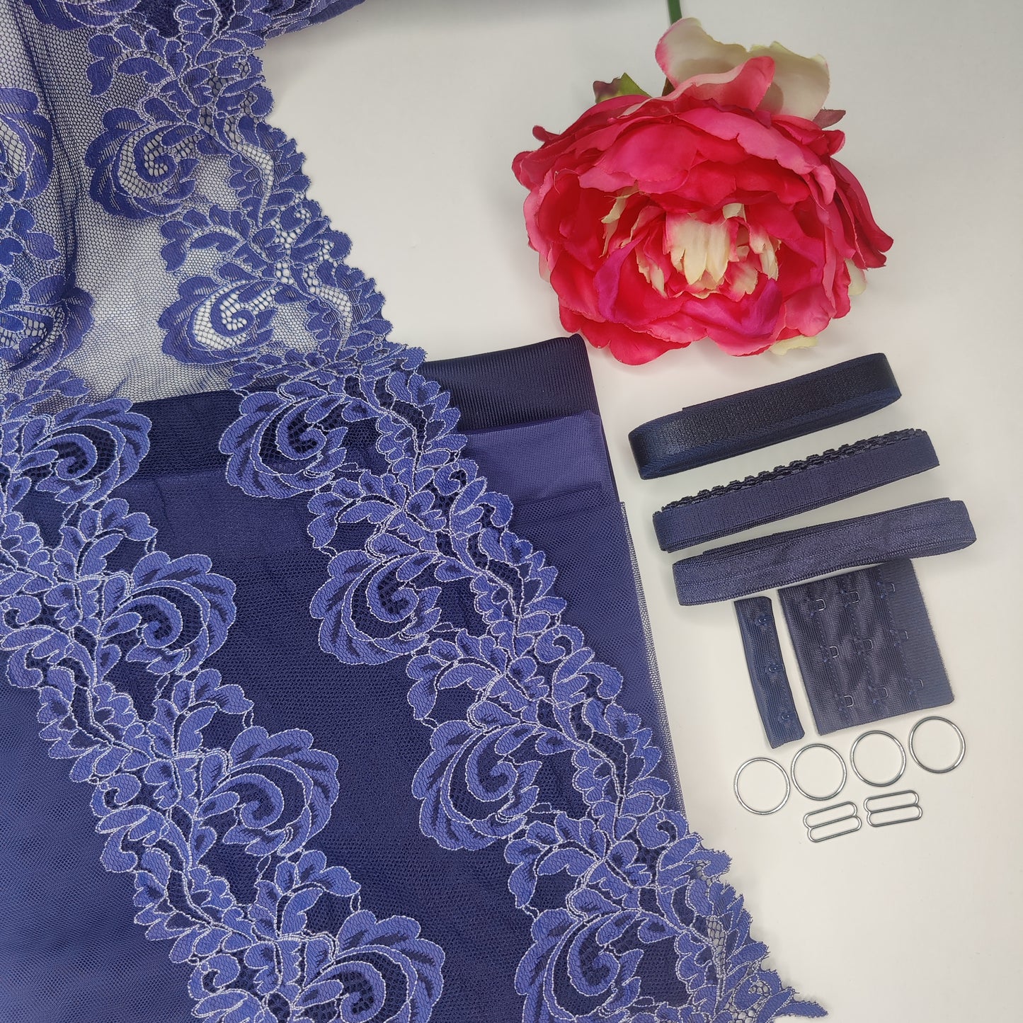 Pacchetto cucito SAHAARA BRA Signature Sheer. Visualizza A. Blu notte