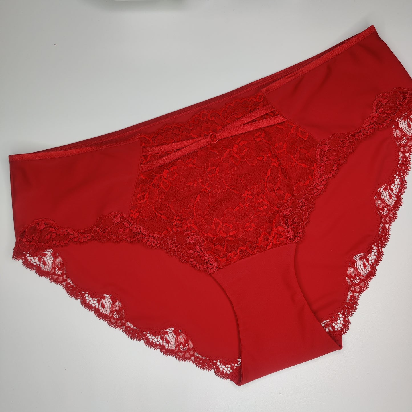 NOUVEAU : Pack de couture comprenant le patron de slip Johanna et un tutoriel vidéo. rouge foncé. Uniquement en septembre et octobre.