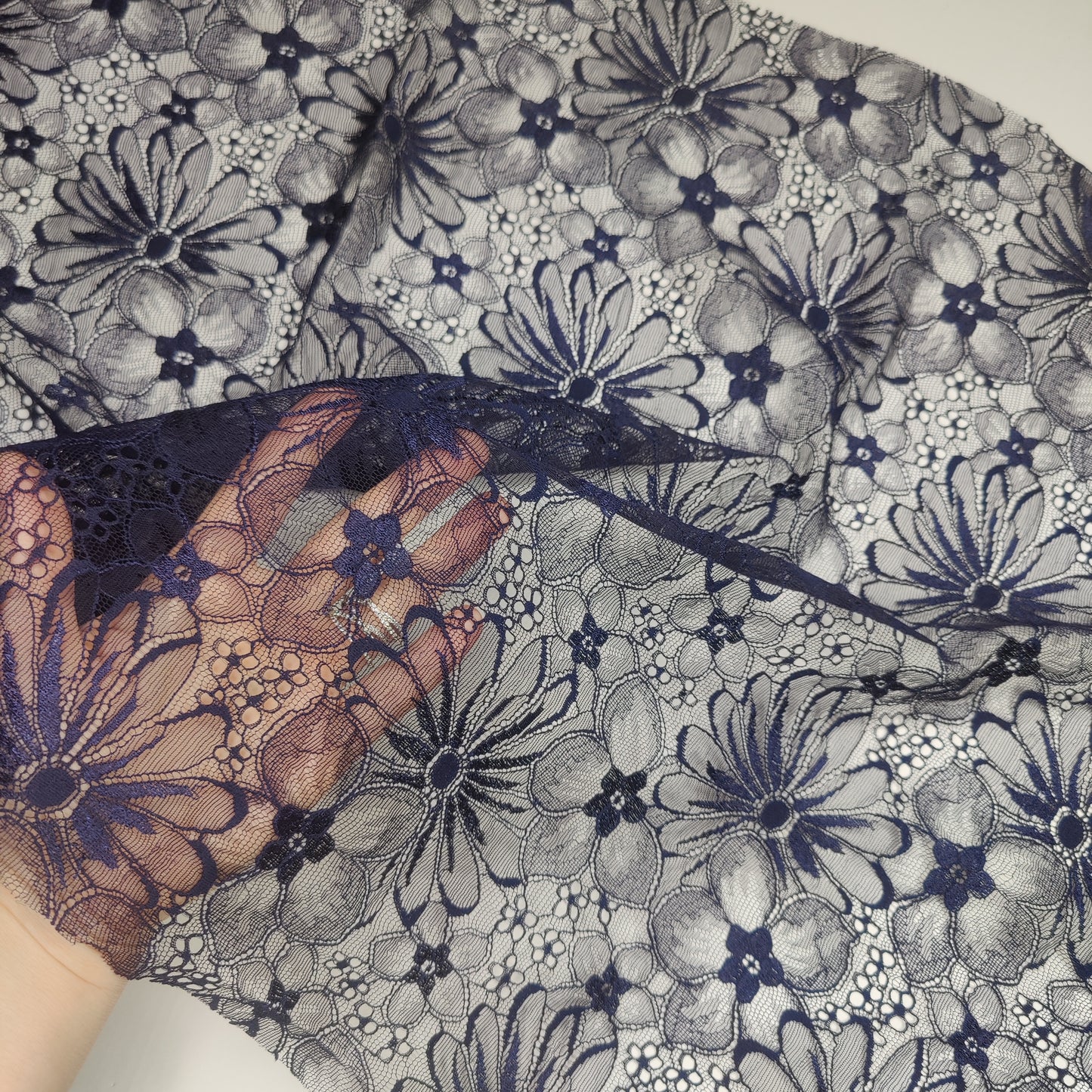 Sew 0.5 m tulle, all-over lace to the bra and panties. midnight blue. IDpwx8