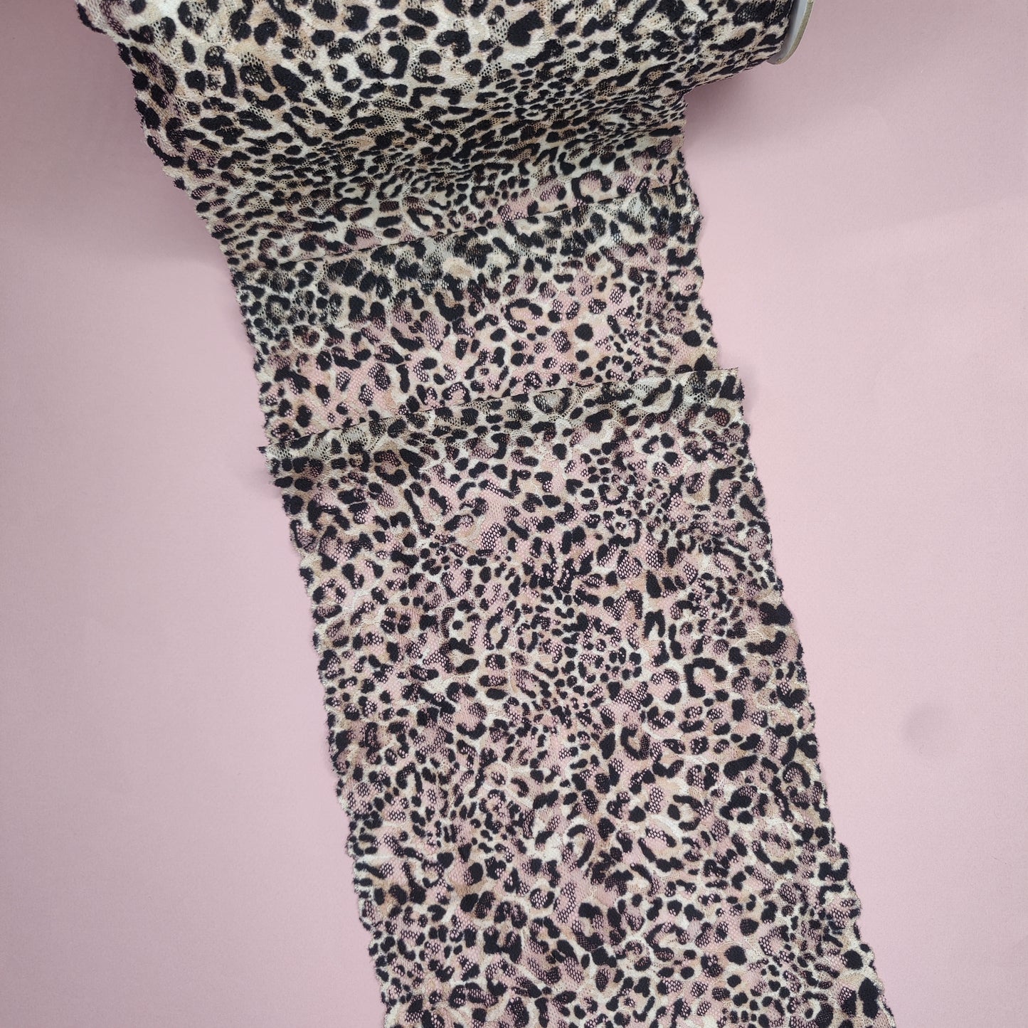 elastische Spitze/ Spitzenband, Spitzenborte in schwarz-braun-leopard, Preis per 1/2 Meter. Meterware IDsx4