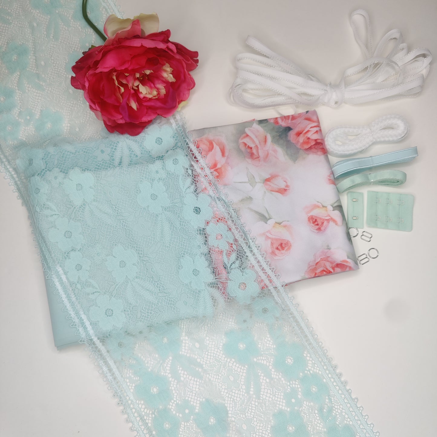 elastische, fijne, lichte tule, stretch mesh in mint. IDpwx8