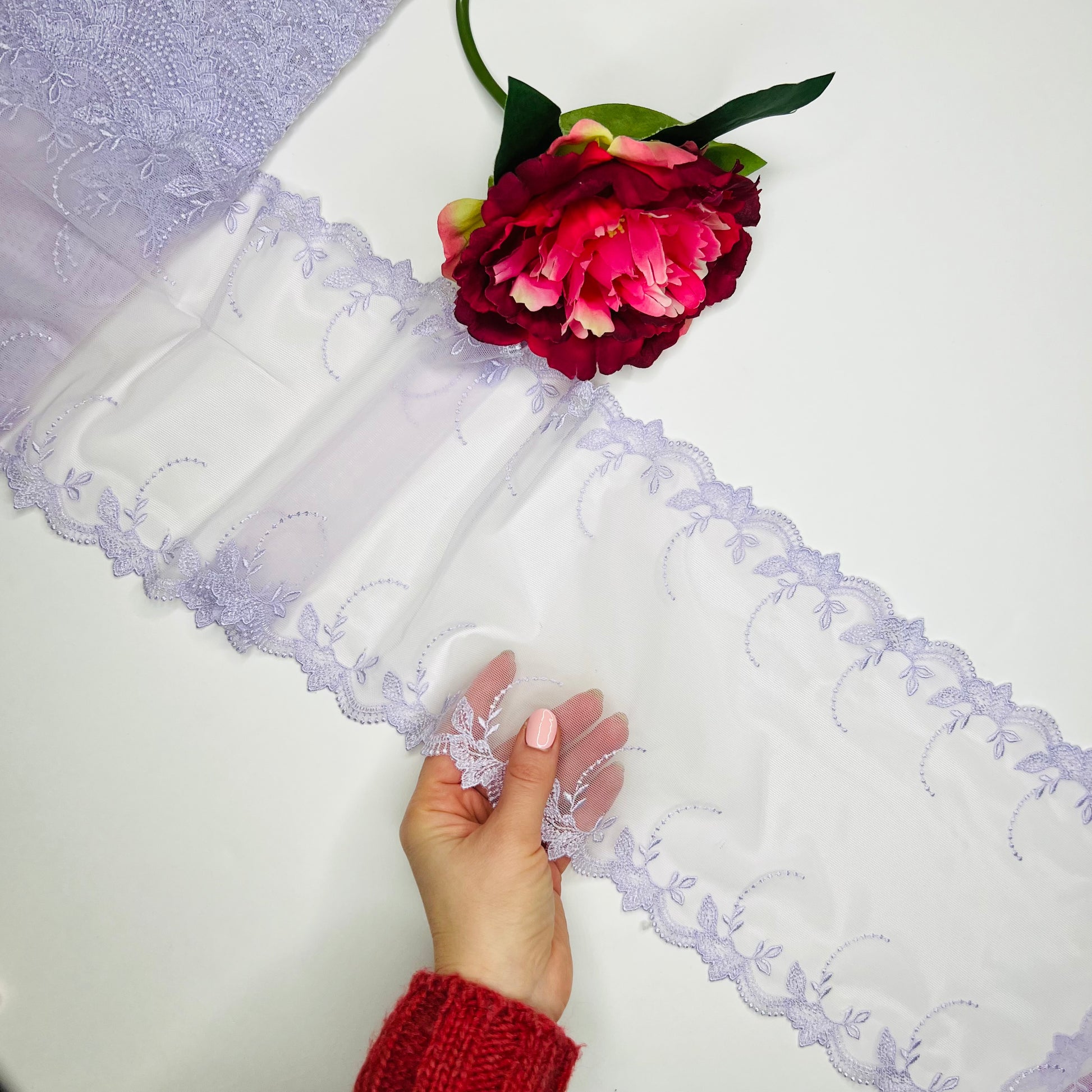 elastische Stickereispitze Lavendel