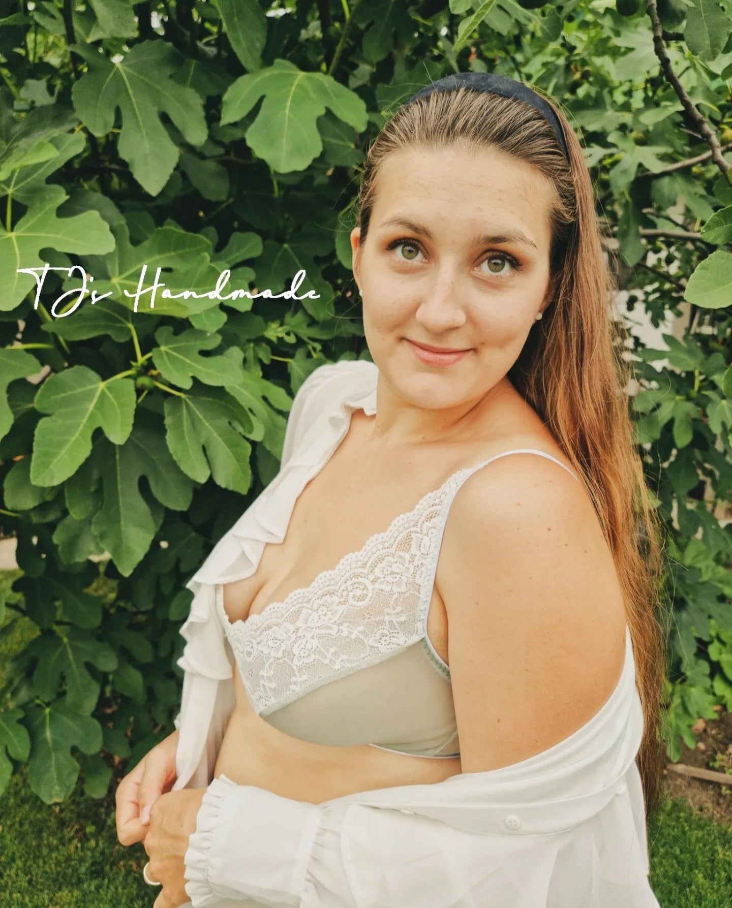 Bralette Vanessa sewing pattern in PDF, German / German. E-book with sewing instructions and patterns for sewing yourself IDsmx3