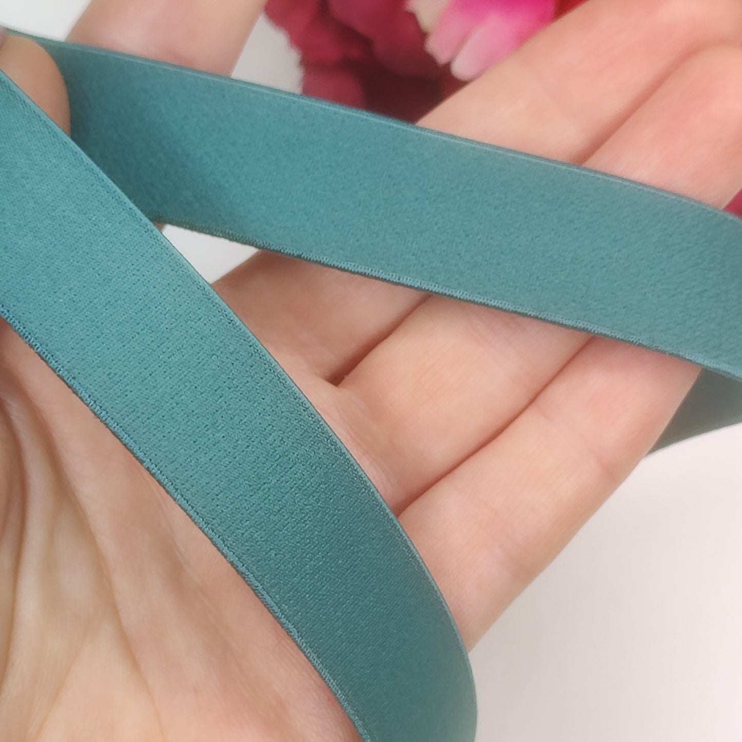 20 mm bra support tape in light green. 1 meter. Meter goods. Idtrx20