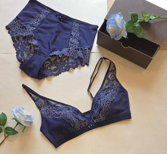 Schnittmuster Bralette Vanessa und Slip Thalia