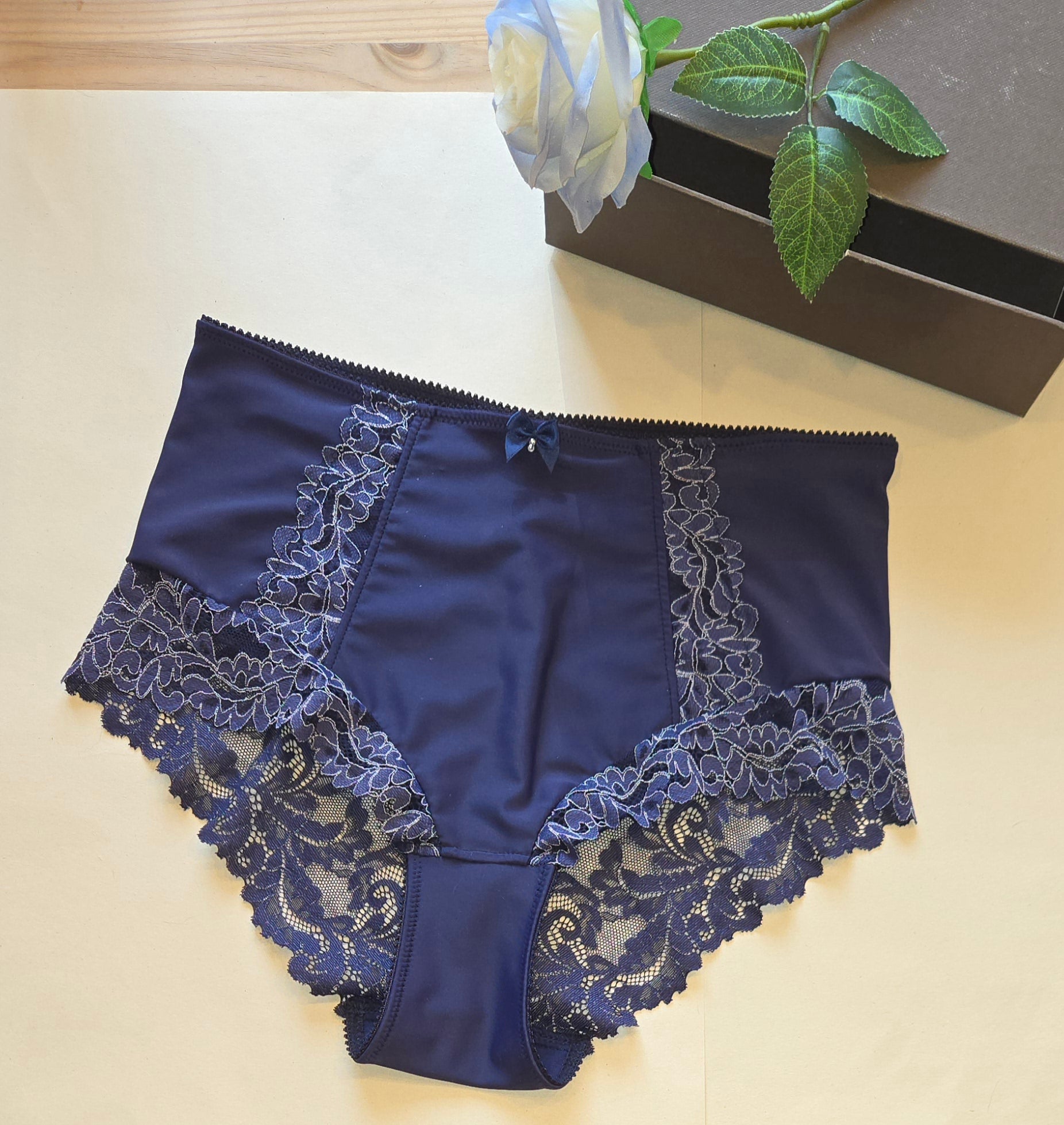 Schnittmuster Slip Thalia