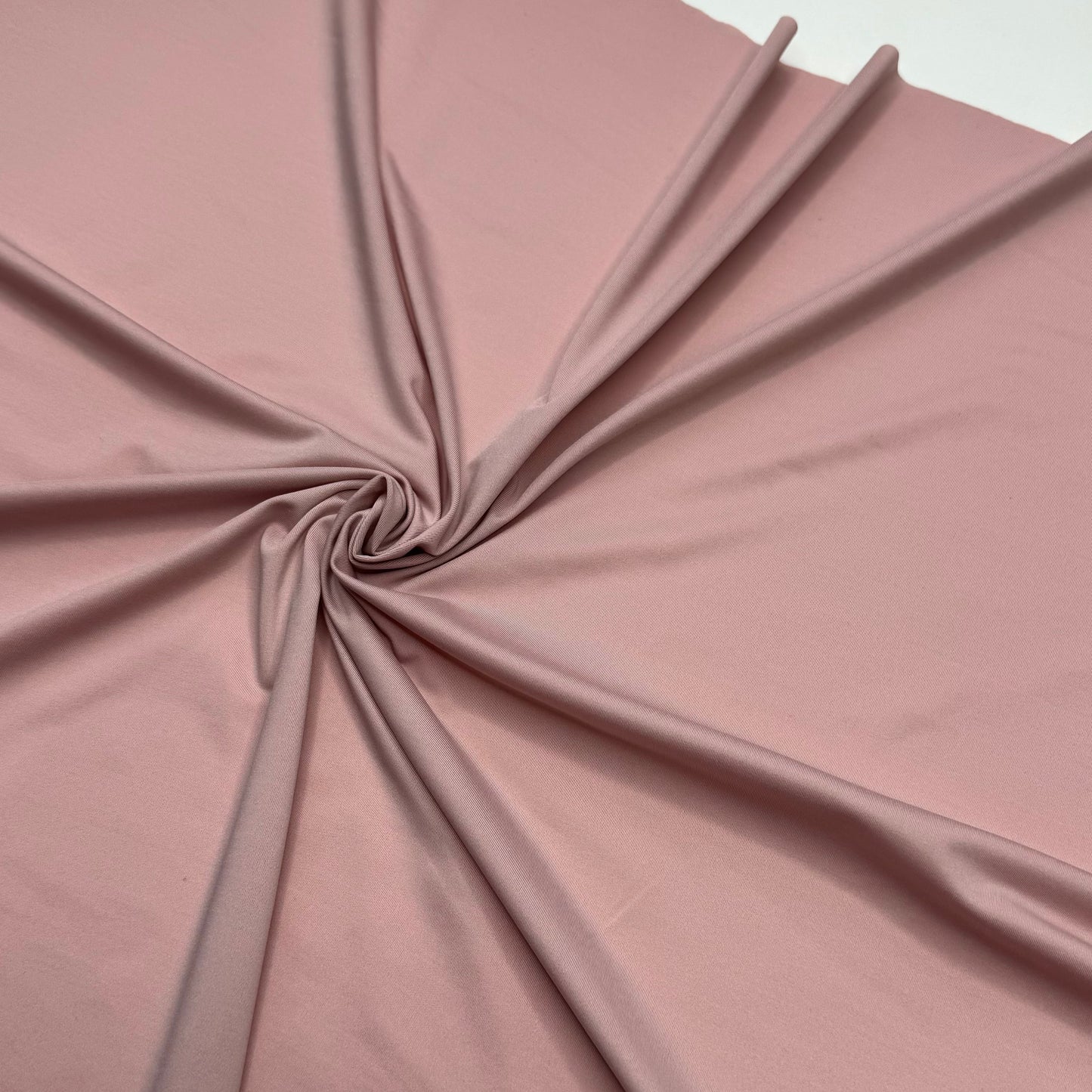 Mikrofaser, bi-elastische Wäscheware in Porcelain rose, 177 cm breit – per 0,5 m