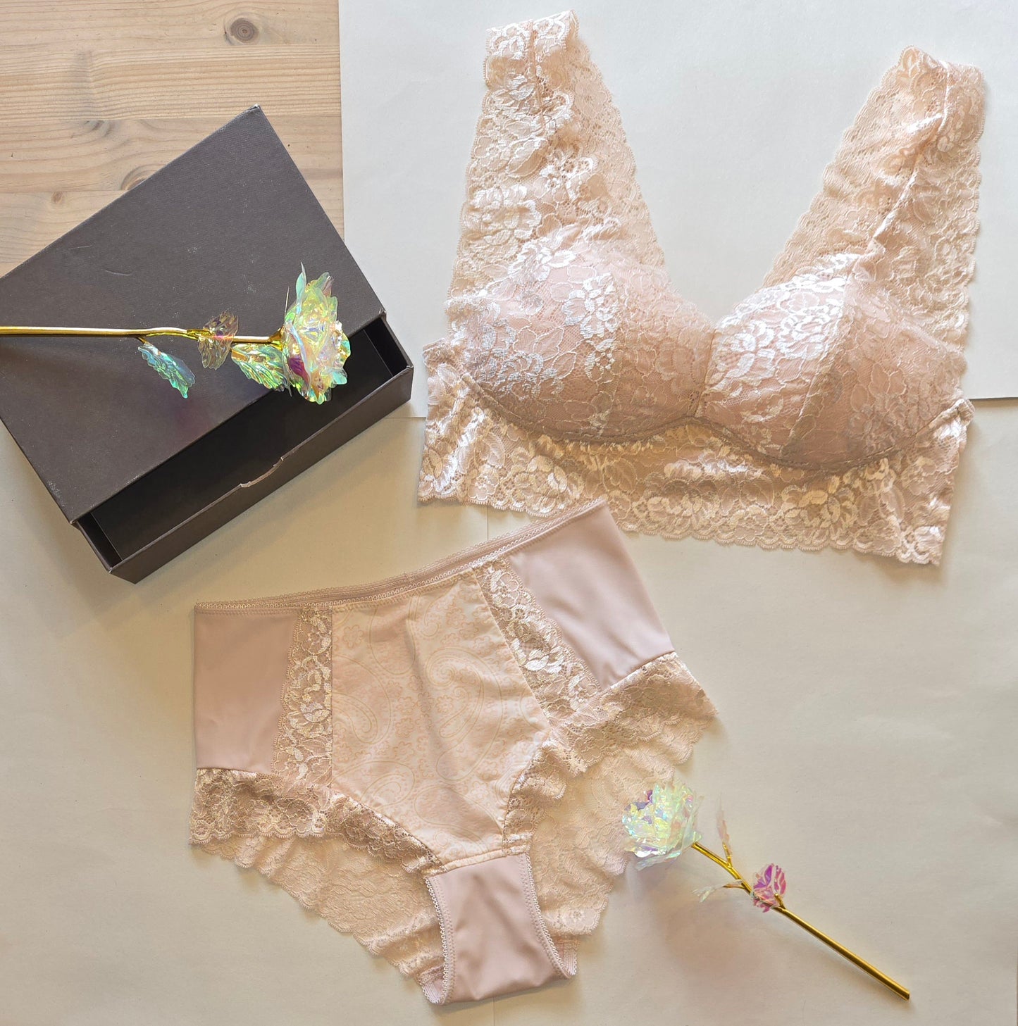 Schnittmuster Bralette Eloise und Panty Thalia Bundle