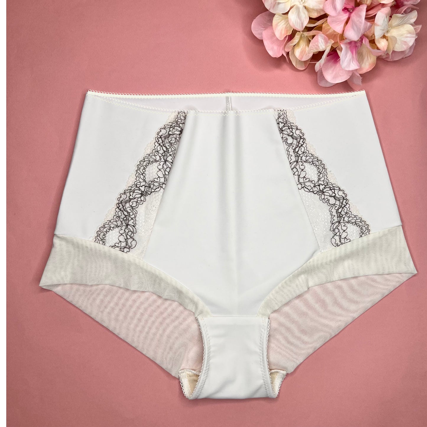 NEW: Nähpaket für Slip Panty Thalia inkl. Schnittmuster. creme. IDsnsx2