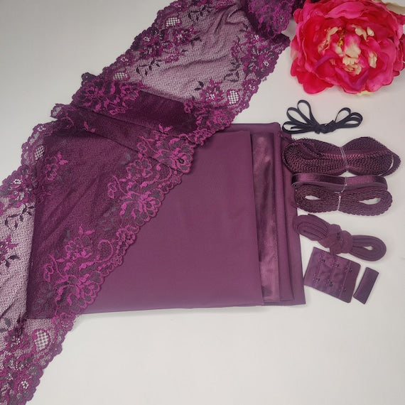 Kit de couture de lingerie à coudre soi-même pour soutien-gorge et culotte/paquet de couture créatif avec dentelle, microfibre, powernet, tissu en prune sur noir IDnsx1