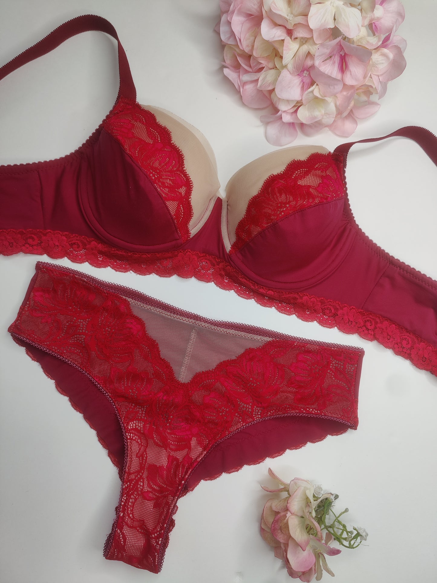 BH mit diagonaler Naht und Slip Vicky