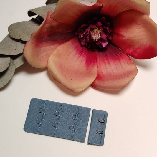 Chiusura BH 2x3 o 3x2 ganci e occhielli in blu artico IDheyex17