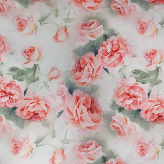 Microfibre florale 0,5 m pour la couture de lingerie et sous-vêtements. Menthe sur roses roses.